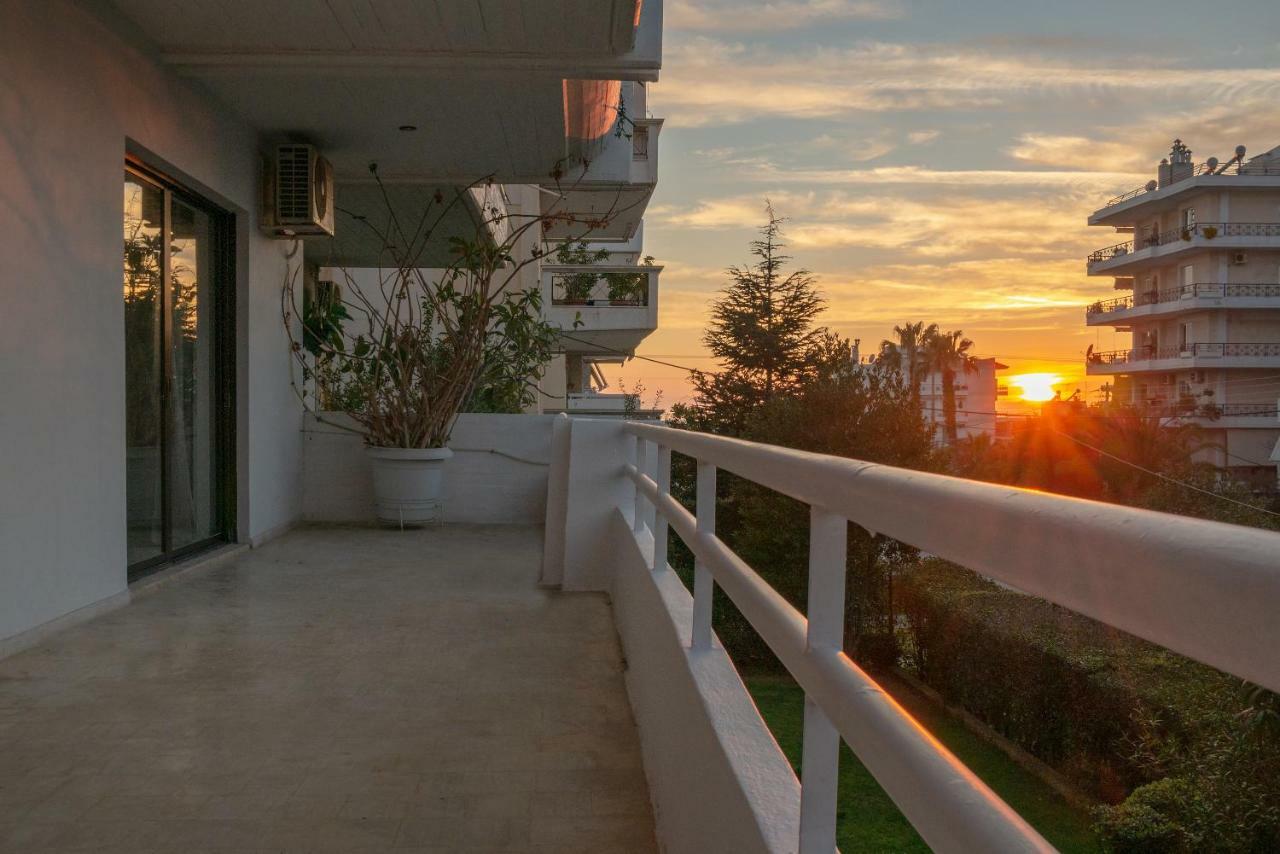Kleio - Spacious apartment in Glyfada Atenas Exterior foto